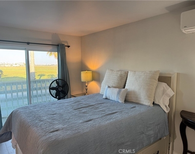 1398 Seacoast - Photo Thumbnail 11