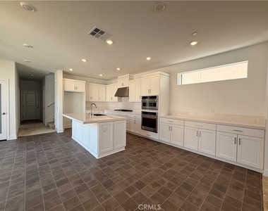 27399 Fox Den Pl - Photo Thumbnail 11