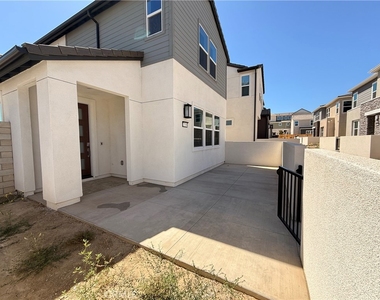 27399 Fox Den Pl - Photo Thumbnail 40