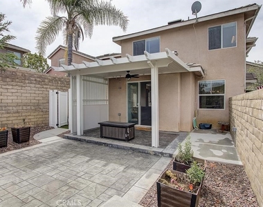 28545 Calex Drive - Photo Thumbnail 9