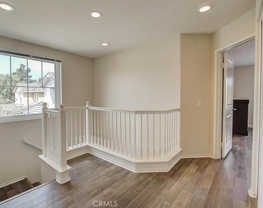 28545 Calex Drive - Photo Thumbnail 22