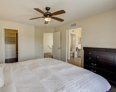 28545 Calex Drive - Photo Thumbnail 20