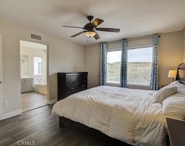 28545 Calex Drive - Photo Thumbnail 15