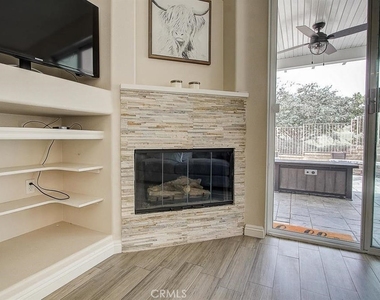 28545 Calex Drive - Photo Thumbnail 4