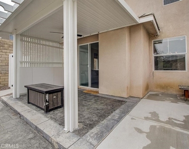 28545 Calex Drive - Photo Thumbnail 13