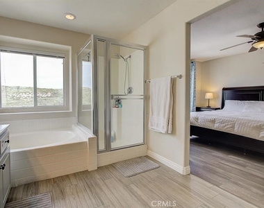 28545 Calex Drive - Photo Thumbnail 19