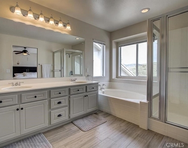 28545 Calex Drive - Photo Thumbnail 18