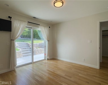 2385 Utley Road - Photo Thumbnail 14
