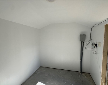 2385 Utley Road - Photo Thumbnail 31
