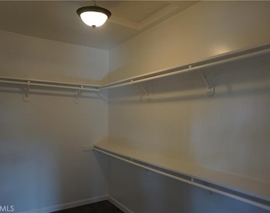 3003 Monache Meadows Drive - Photo Thumbnail 16