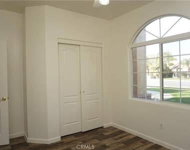 3003 Monache Meadows Drive - Photo Thumbnail 7