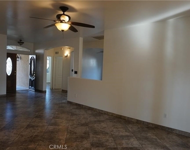 3003 Monache Meadows Drive - Photo Thumbnail 17