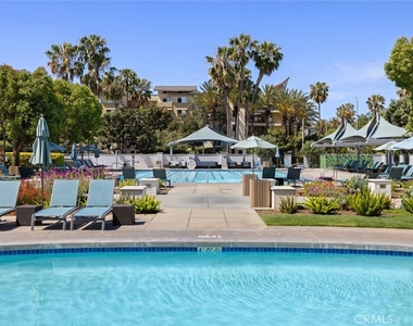 6400 Crescent Park E - Photo Thumbnail 22