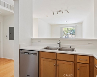 6400 Crescent Park E - Photo Thumbnail 5