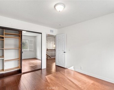 11861 Darby Avenue - Photo Thumbnail 38