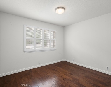 11861 Darby Avenue - Photo Thumbnail 41