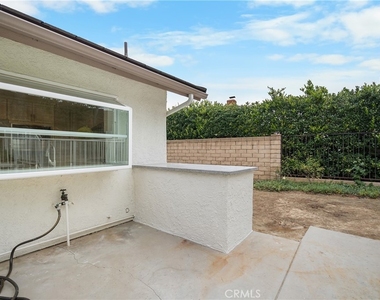 11861 Darby Avenue - Photo Thumbnail 46