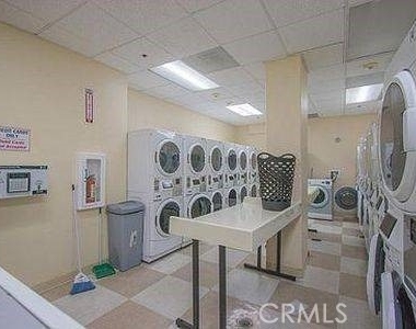 801 National City Blvd - Photo Thumbnail 11