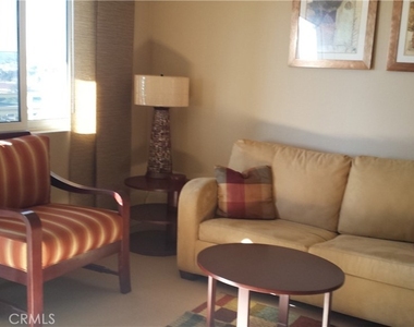 801 National City Blvd - Photo Thumbnail 2