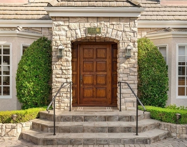 1401 Glen Oaks Boulevard - Photo Thumbnail 2
