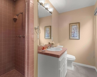 1401 Glen Oaks Boulevard - Photo Thumbnail 20