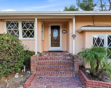 3153 Orange Avenue - Photo Thumbnail 2