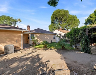 3153 Orange Avenue - Photo Thumbnail 36