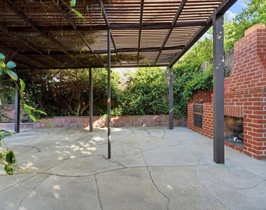 3153 Orange Avenue - Photo Thumbnail 38