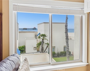 711 Pacific Coast Highway - Photo Thumbnail 22