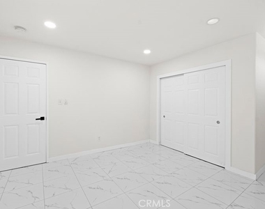 1578 S San Bernardino - Photo Thumbnail 9