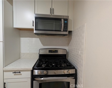 2319 Wilshire Street - Photo Thumbnail 6