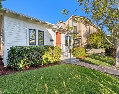 414 Cypress Drive - Photo Thumbnail 6