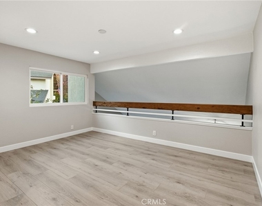 25302 Neptune Drive - Photo Thumbnail 19