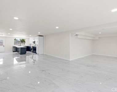 1580 San Bernardino - Photo Thumbnail 3