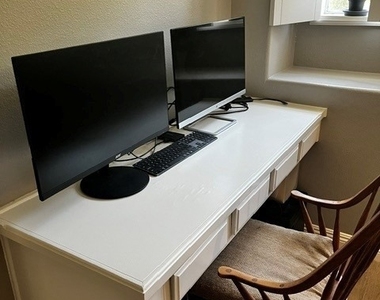 2 Benchmark - Photo Thumbnail 4