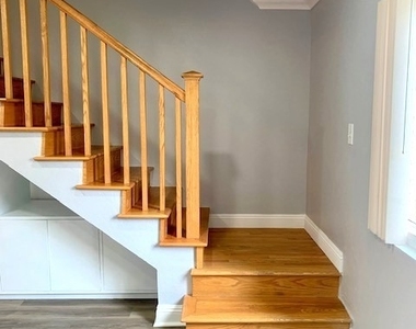 500 N Tustin Avenue - Photo Thumbnail 9