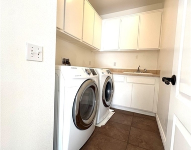 130 Melrose - Photo Thumbnail 13