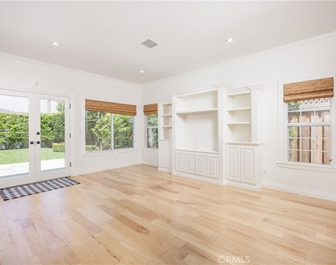 408 Flower Street - Photo Thumbnail 8