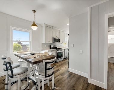 16572 E Buena Vista Avenue - Photo Thumbnail 10