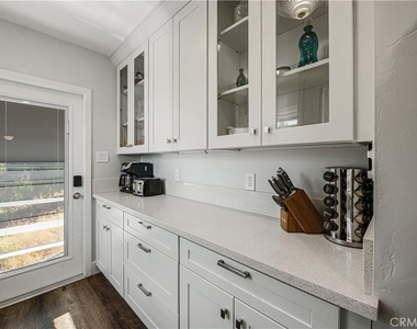 16572 E Buena Vista Avenue - Photo Thumbnail 24