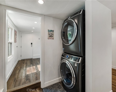 16572 E Buena Vista Avenue - Photo Thumbnail 34