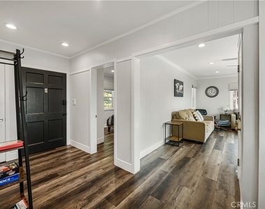 16572 E Buena Vista Avenue - Photo Thumbnail 13