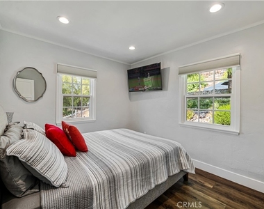 16572 E Buena Vista Avenue - Photo Thumbnail 21