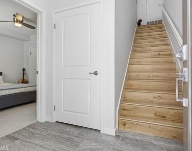 503 Rockefeller - Photo Thumbnail 41