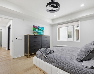503 Rockefeller - Photo Thumbnail 29