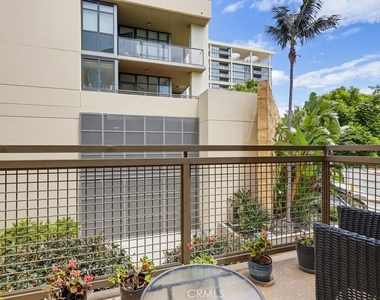 503 Rockefeller - Photo Thumbnail 22
