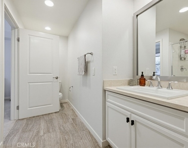 503 Rockefeller - Photo Thumbnail 47