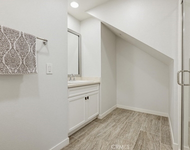 503 Rockefeller - Photo Thumbnail 45