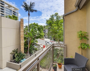 503 Rockefeller - Photo Thumbnail 19