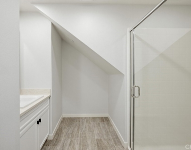 503 Rockefeller - Photo Thumbnail 46